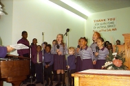 S_The Kids Choir.jpg (26404 bytes)